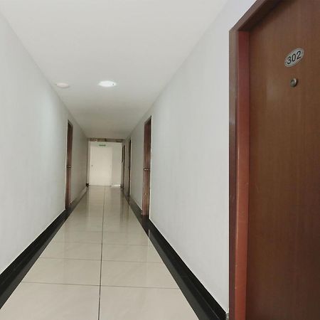 Super Townhouse Malabar Illam Hotel Kochi Exterior photo